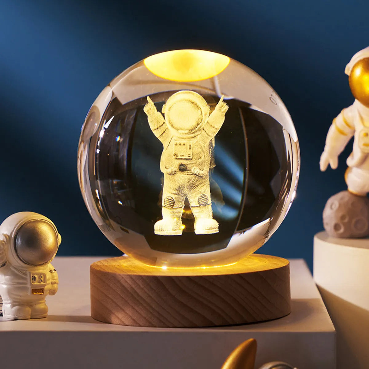 3D Laser Crystal Ball LED Lamp
